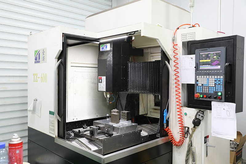 CNC high speed engraving and milling machine TZ-600