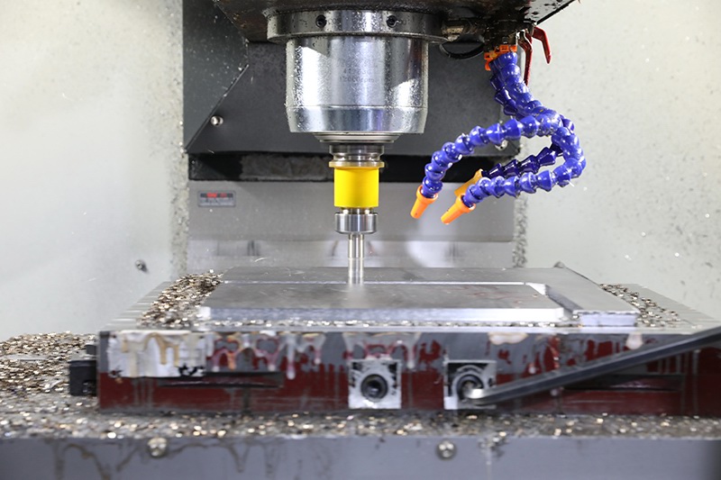 CNC three-axis linear rail vertical machining center TZ-V850